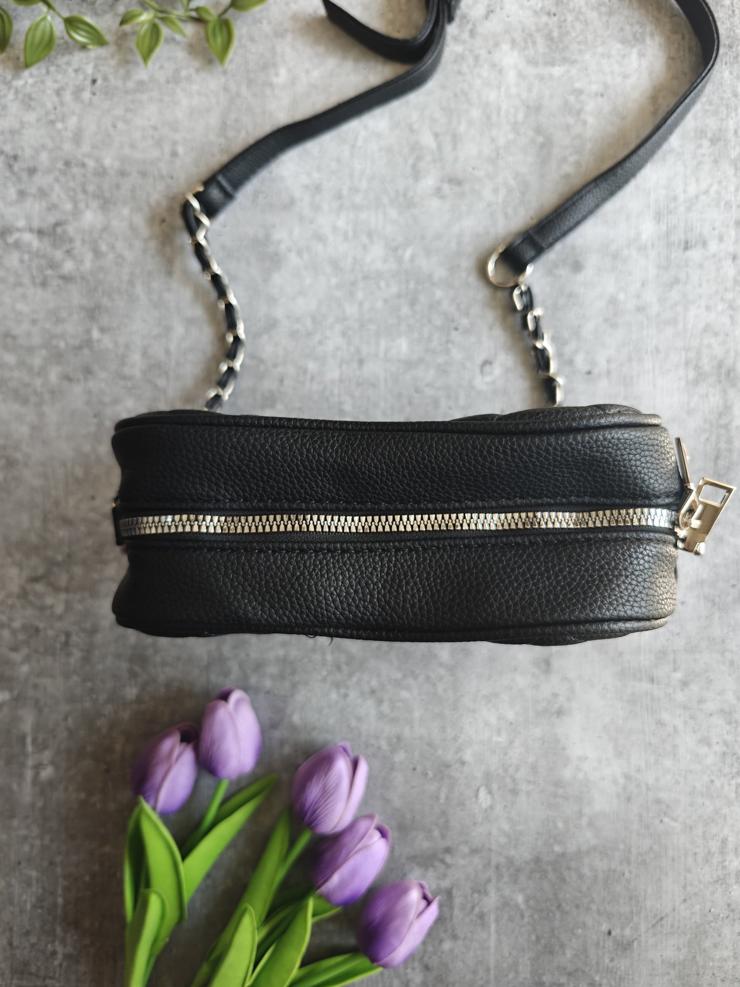 Hearty Sling Bag