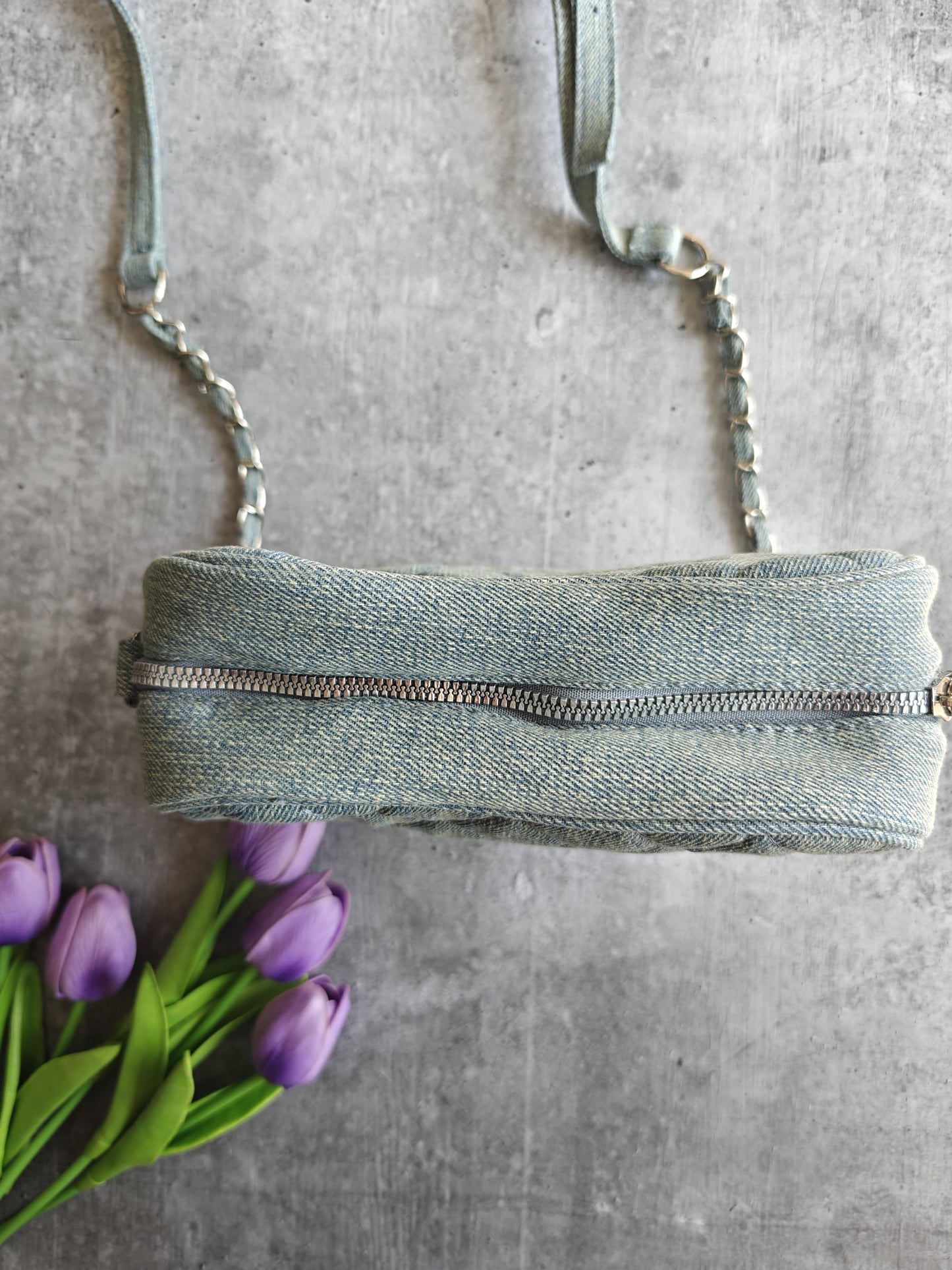 Hearty Sling Bag