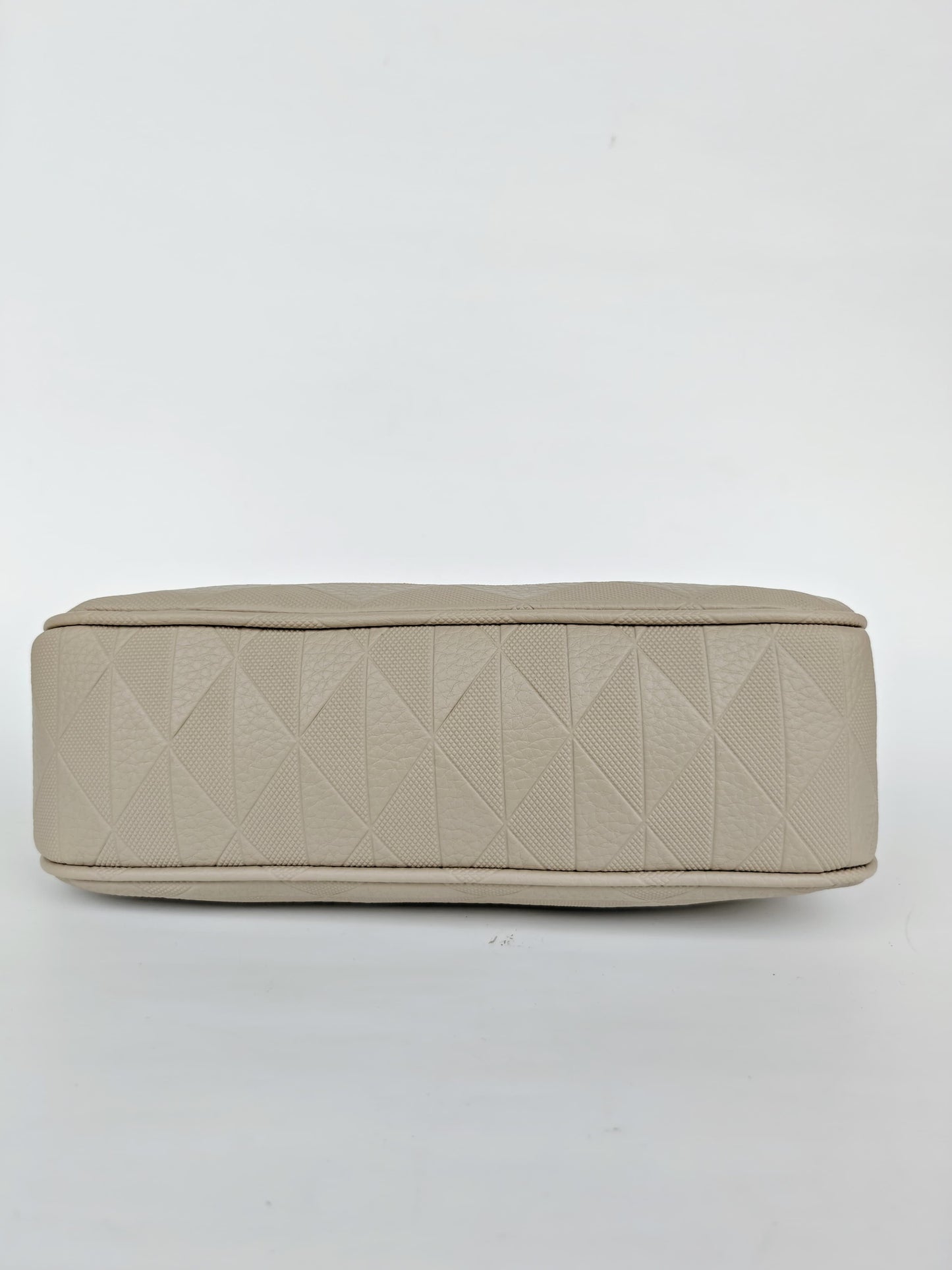 Zayra Sling Bag