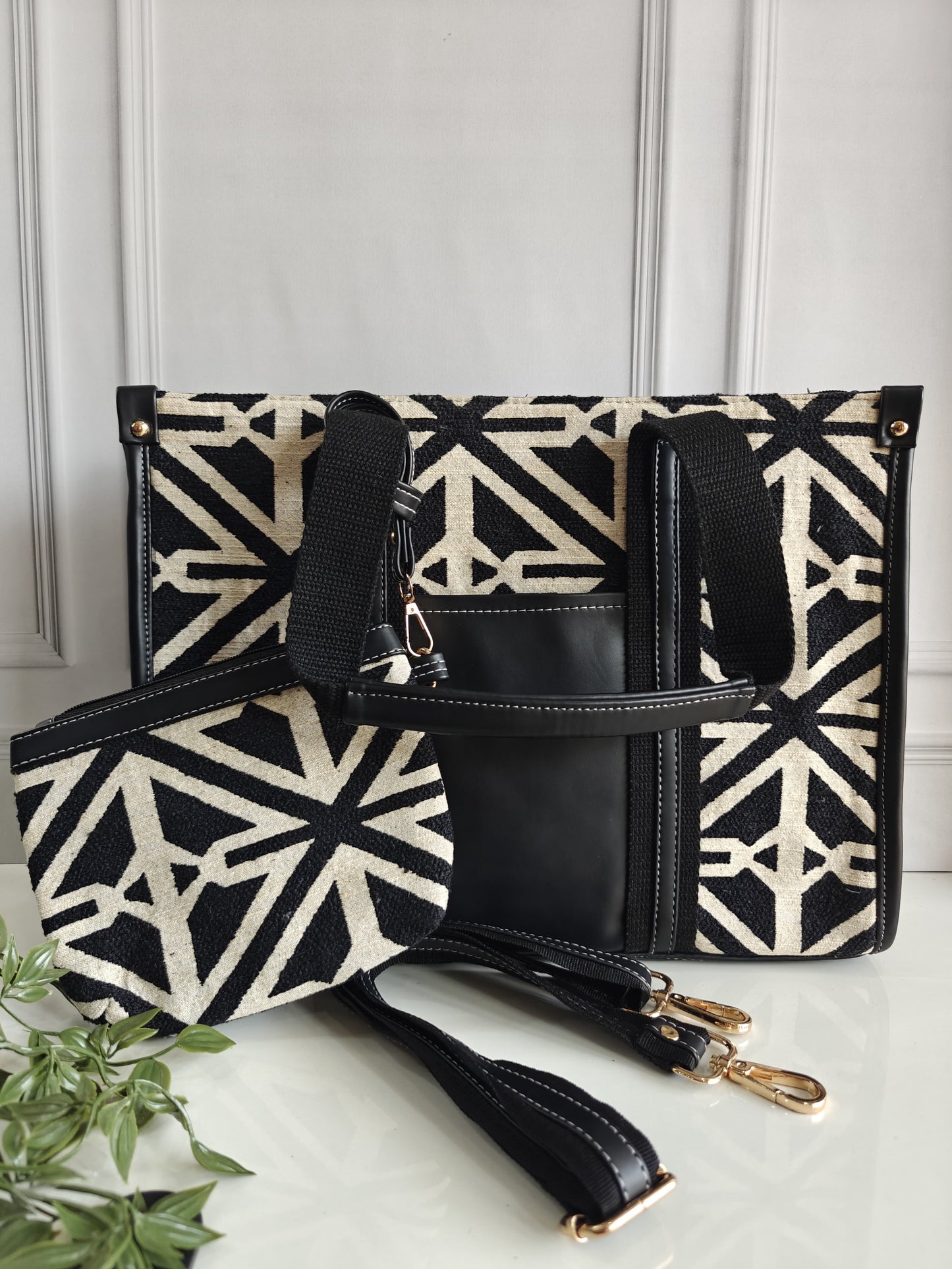 Crisscross Print Tote Bag