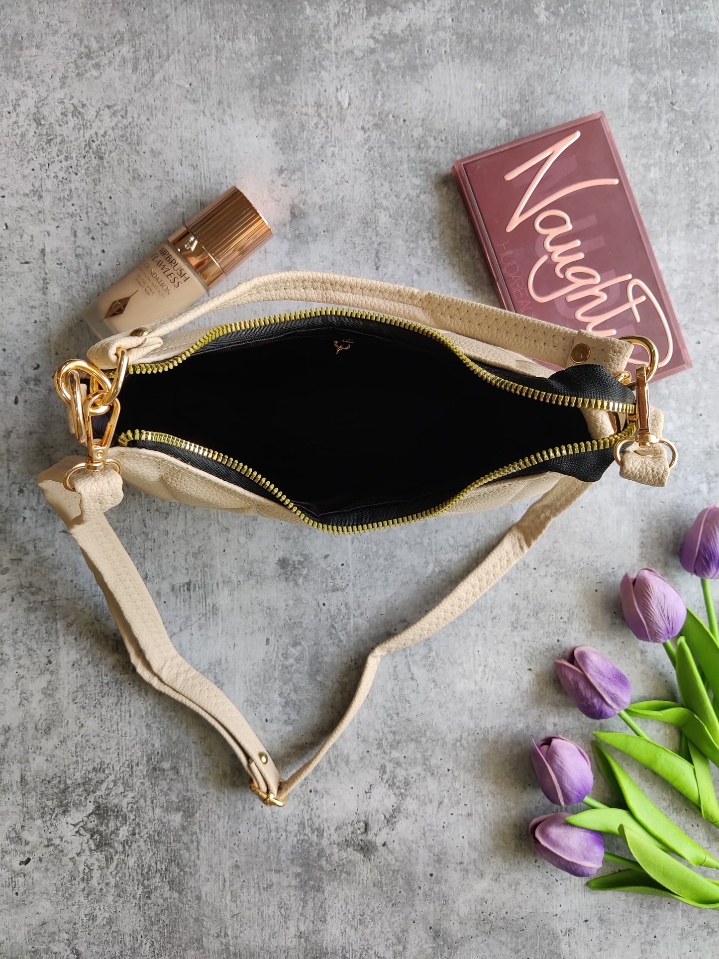 Ana Sling Bag