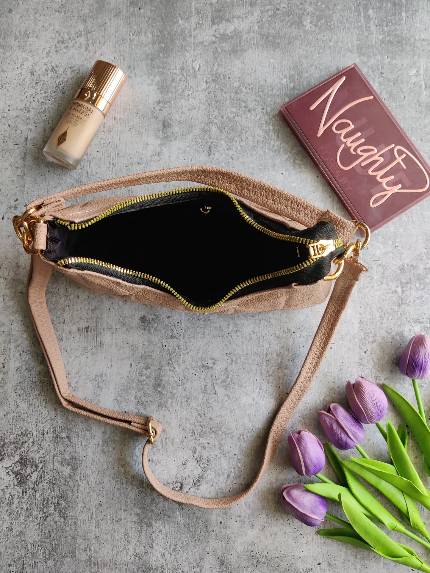 Ana Sling Bag