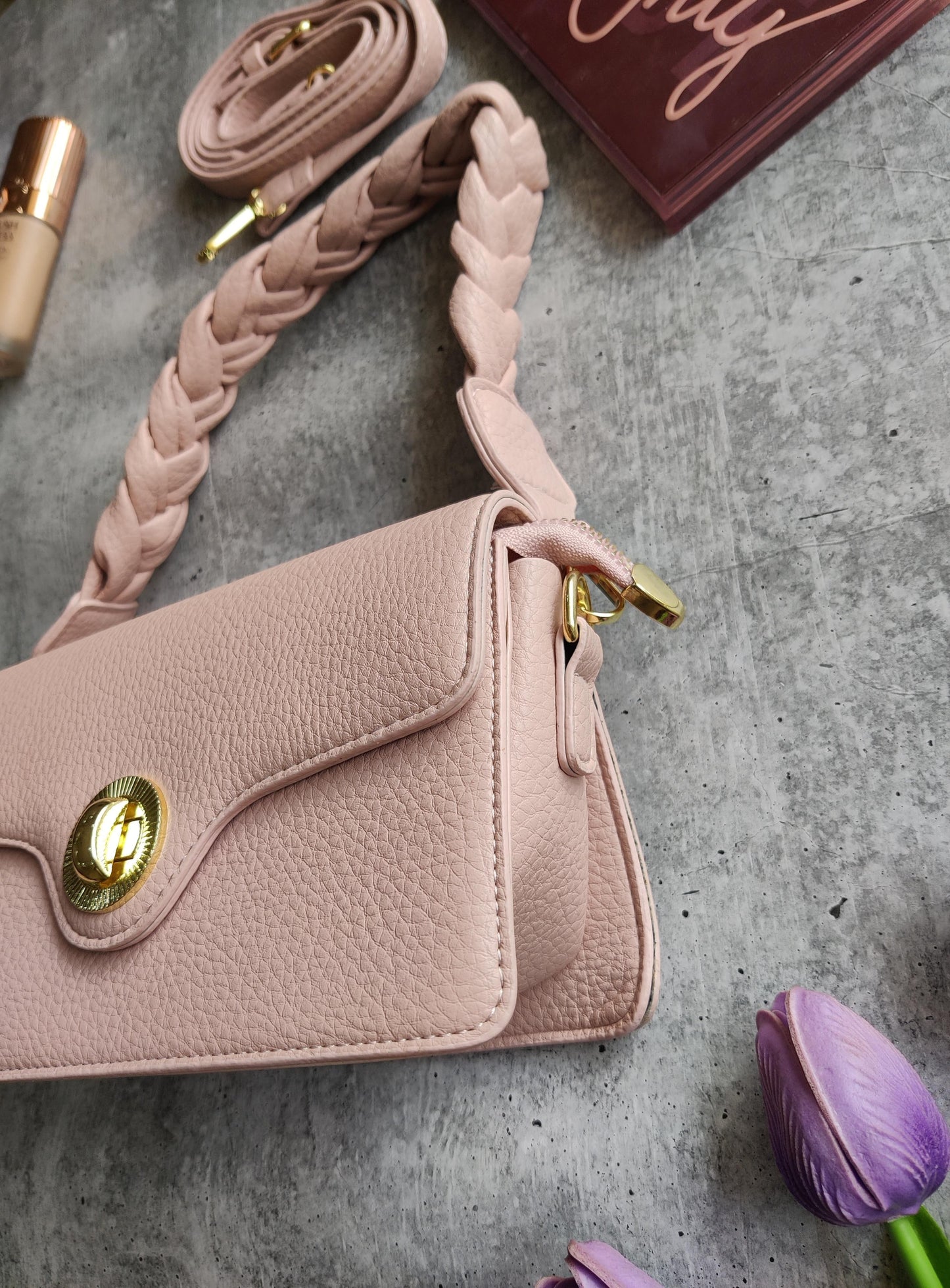 Chelsea Sling Bag