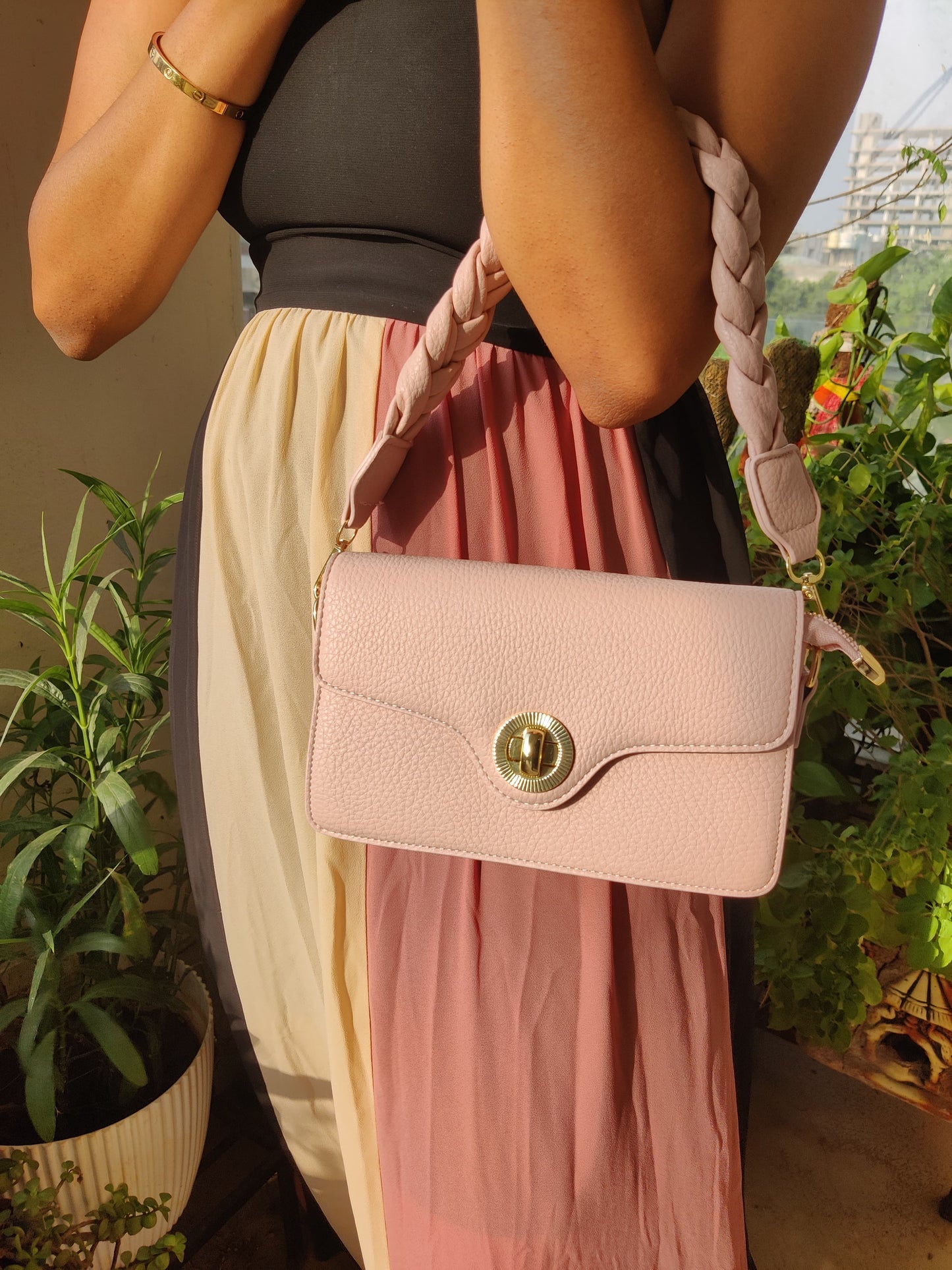 Chelsea Sling Bag
