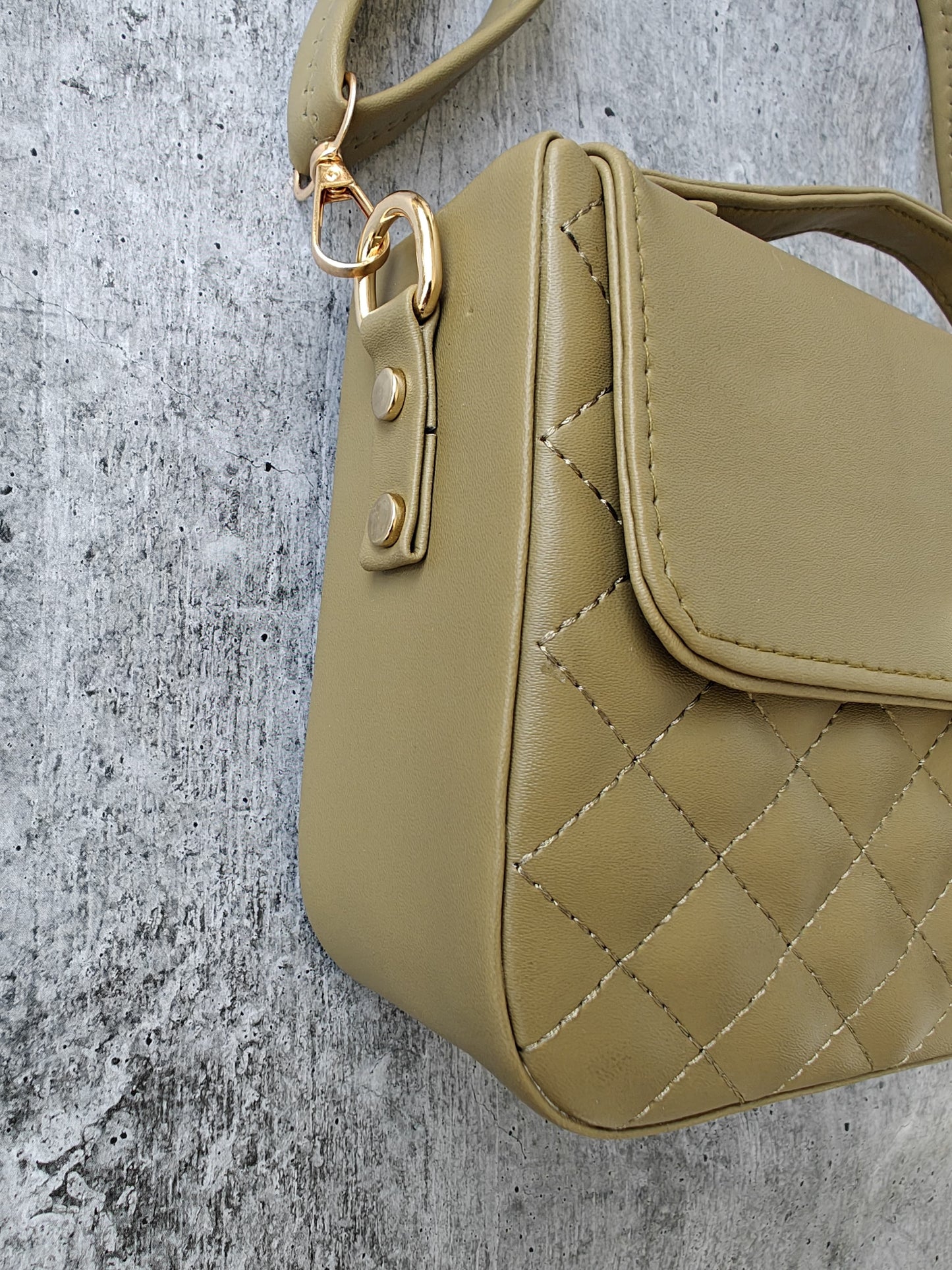Odeya Sling Bag