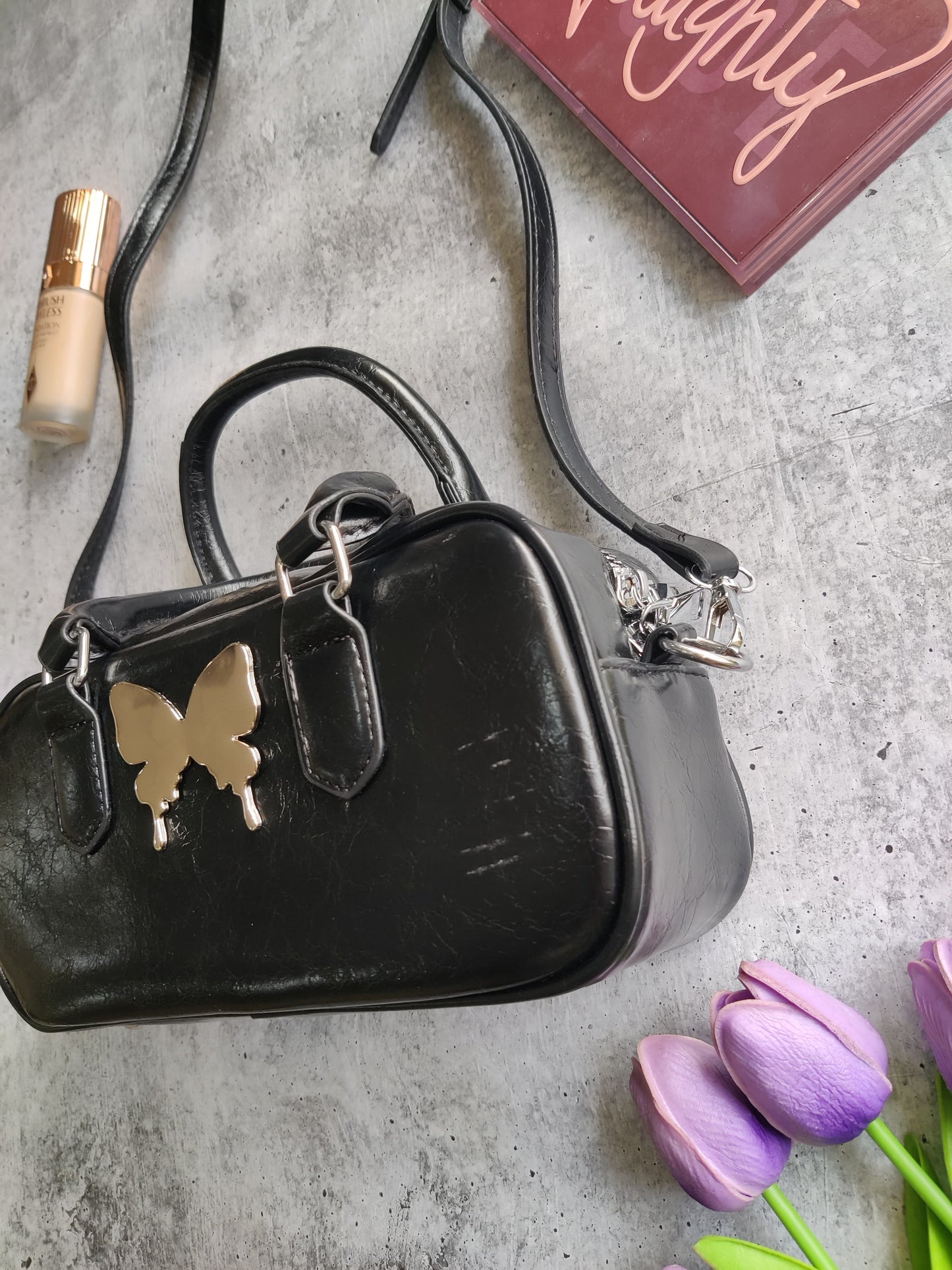 Paula Sling Bag