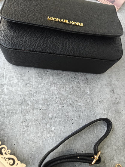 Siena Sling Bag