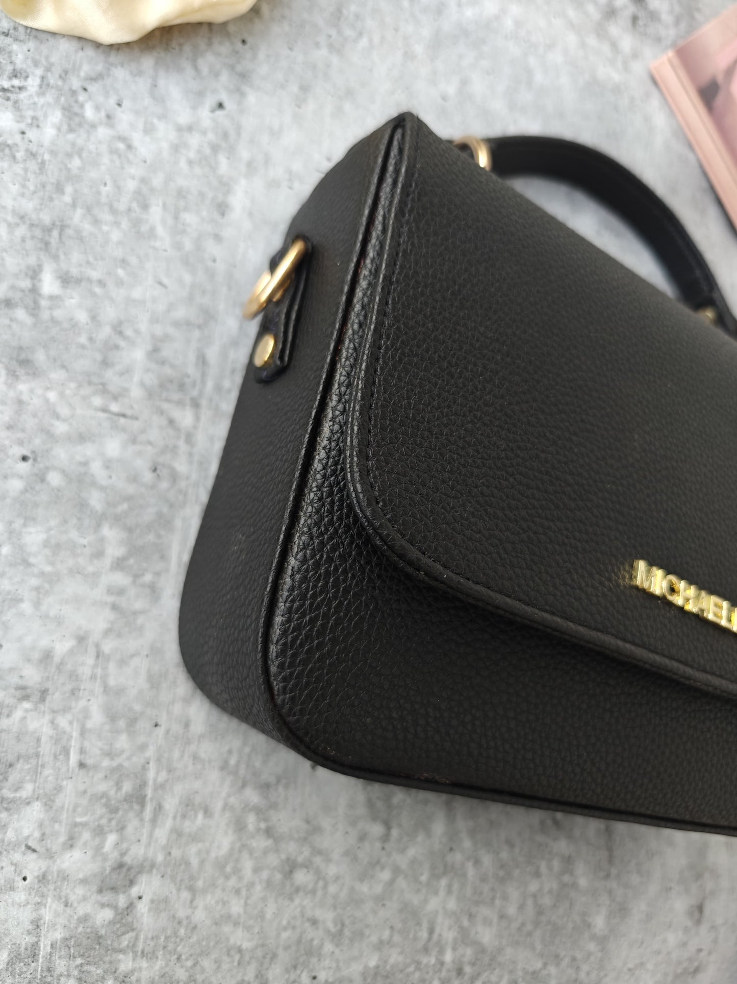 Siena Sling Bag