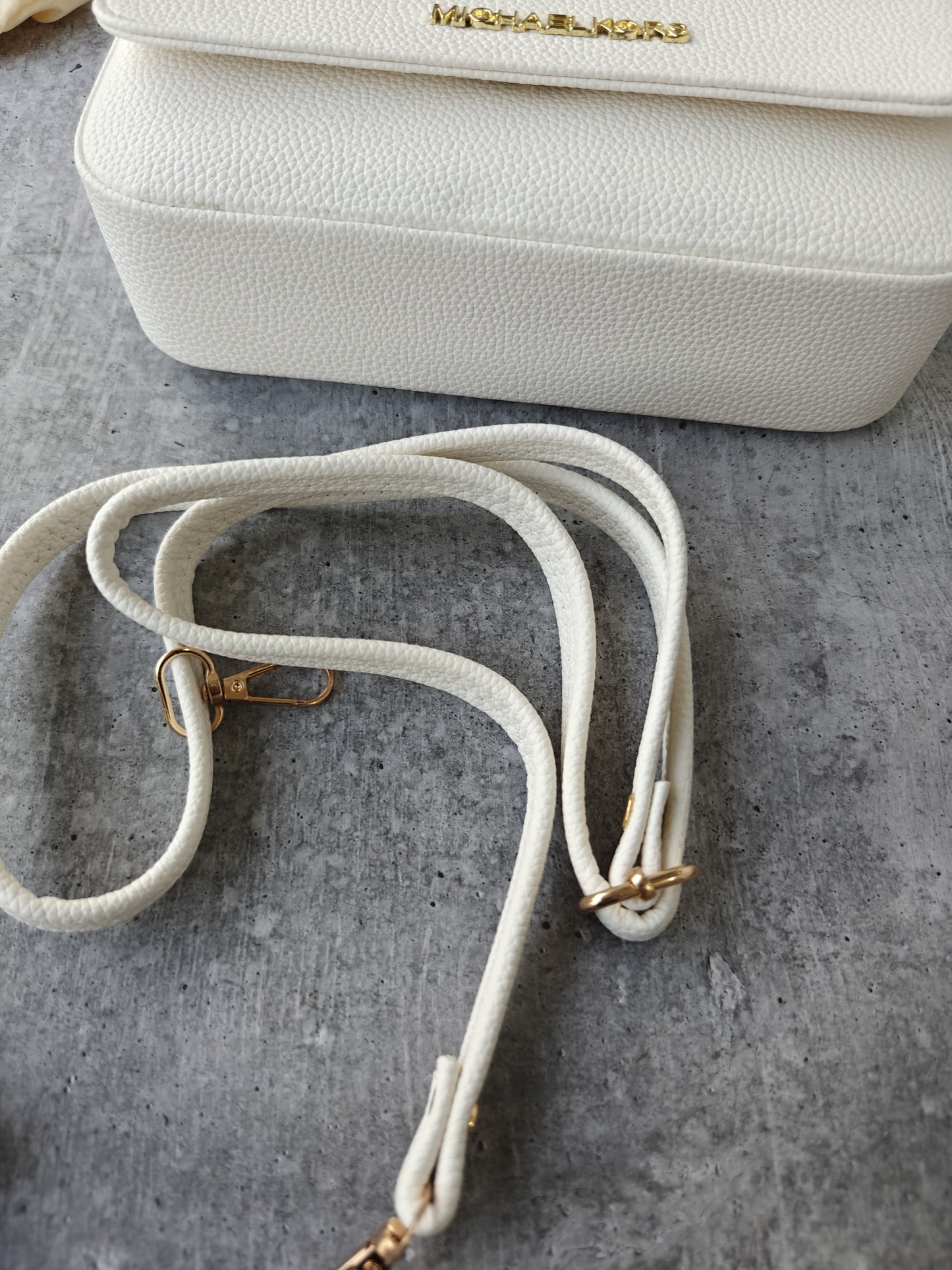 Siena Sling Bag
