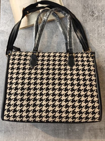 Versatile Houndstooth Print Tote