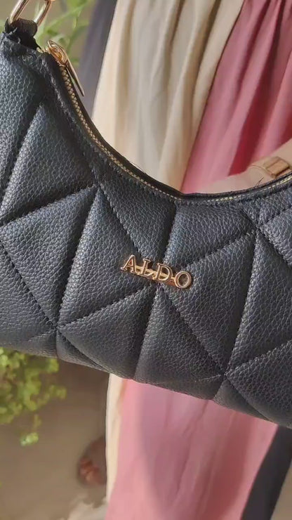 Ana Sling Bag